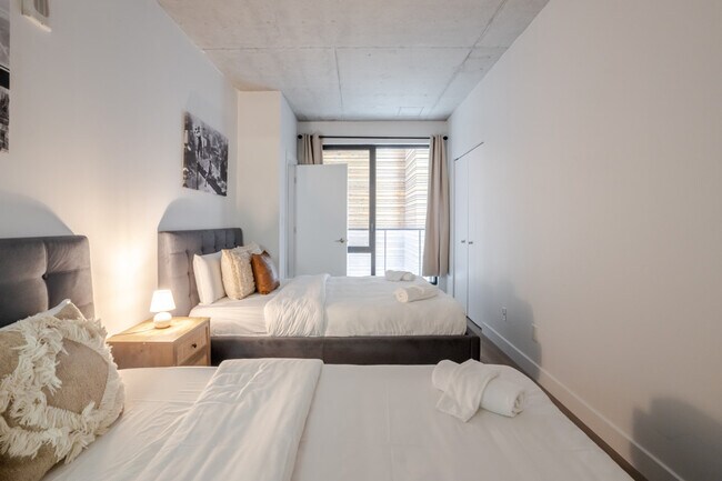 Building Photo - 517 Rue Saint-Henri