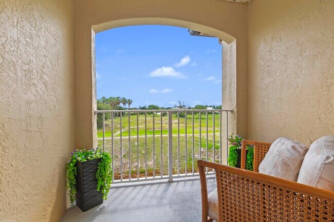 Building Photo - 2060 Greenview Shores Blvd