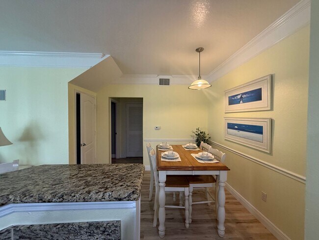 Building Photo - 2 bedroom 2 bath for rent lease 3006-102 Bonfire Beach, Kissimmee, 34746