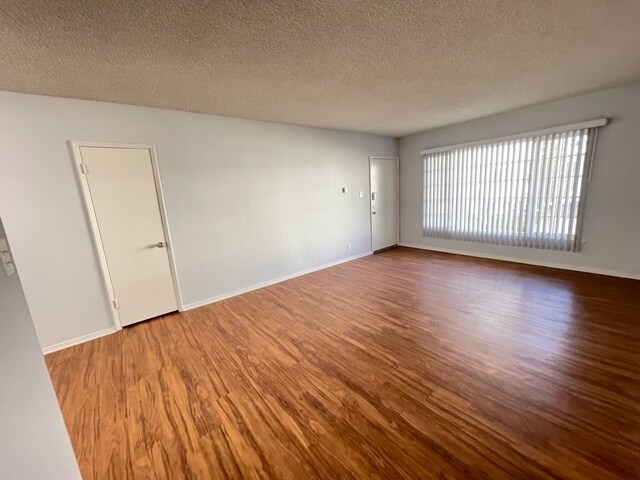 Foto del edificio - 3111 W Ramona Rd