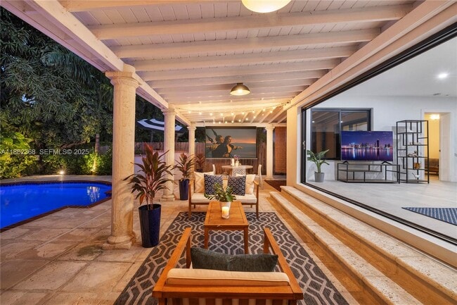 Foto del edificio - 341 SW 21st Rd