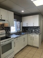 Building Photo - 10008-10114 114 St NW