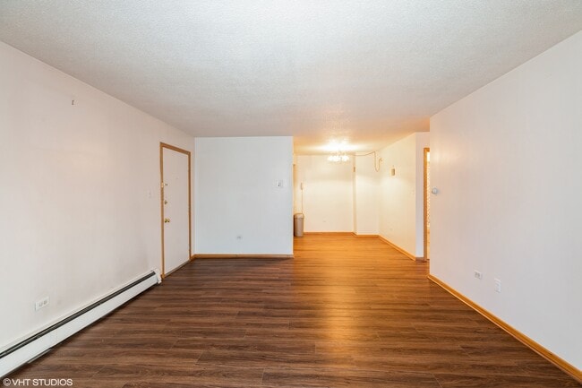 Building Photo - 7305 W 157th St