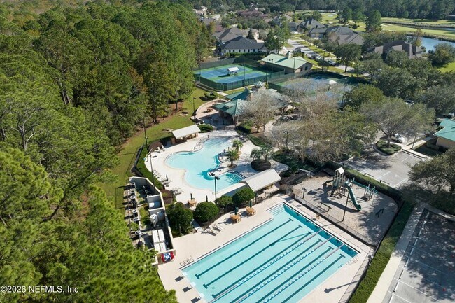 Building Photo - 955 Registry Blvd