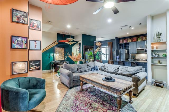 Foto del edificio - 5914 Hudson St