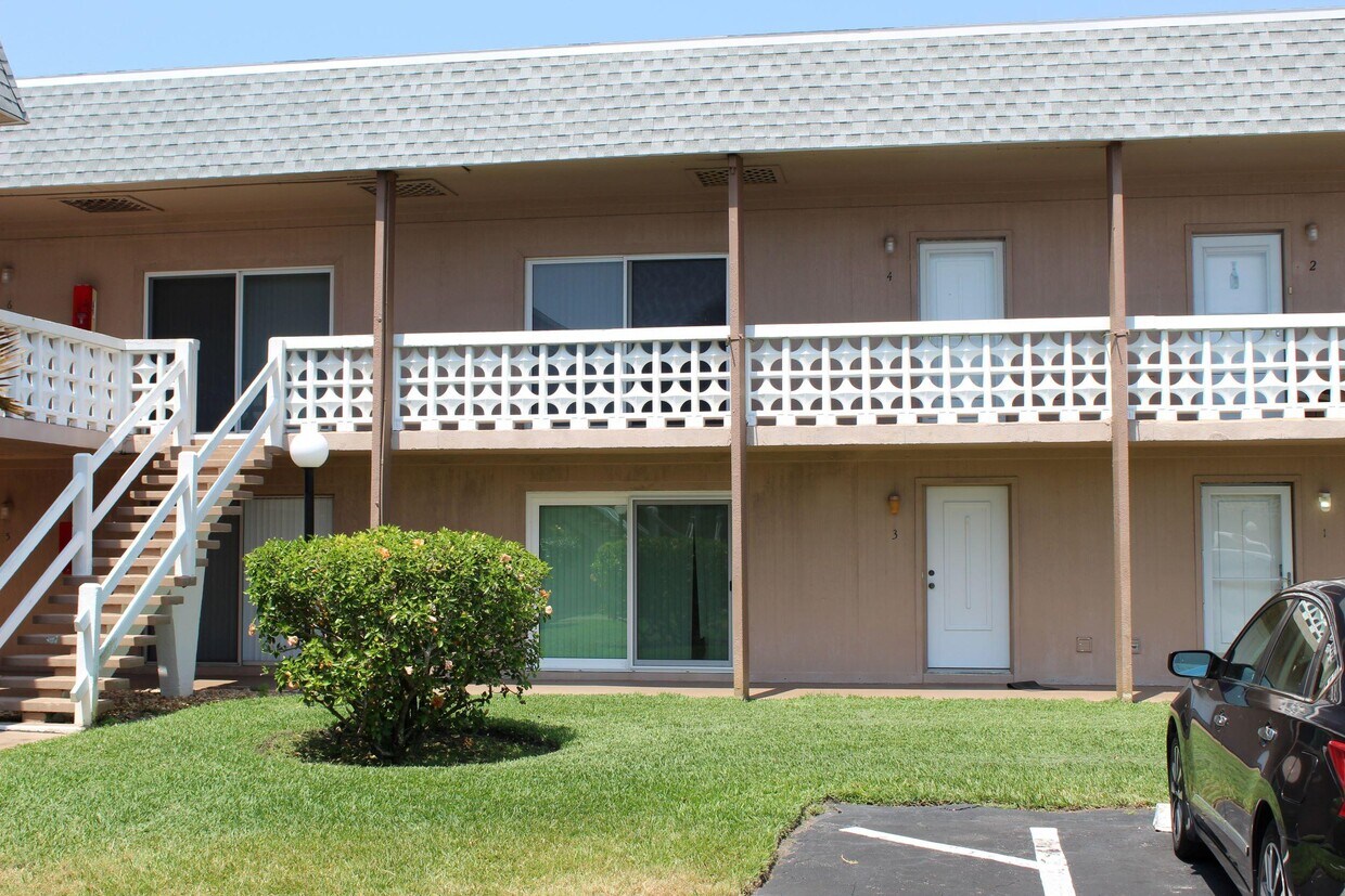 Primary Photo - 3150 N Atlantic Ave