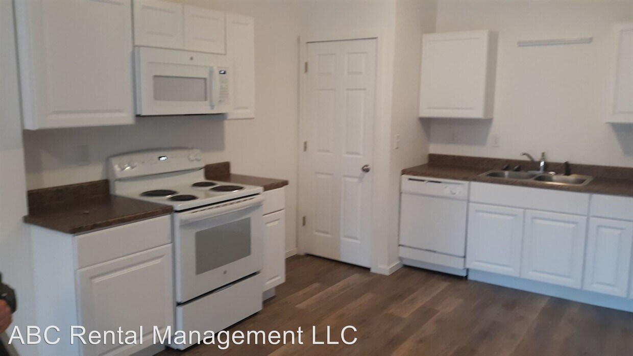 Primary Photo - 540 Wausau Rd