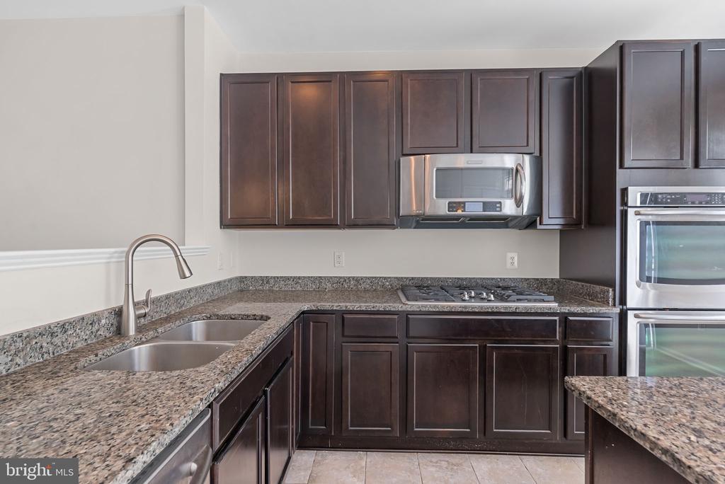 Foto principal - 1706 Fernwood Dr