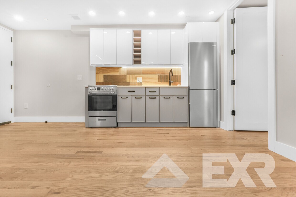 Foto principal - 2112 Avenue P