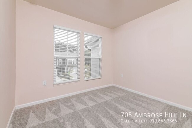 Building Photo - 705 Ambrose Hl Ln