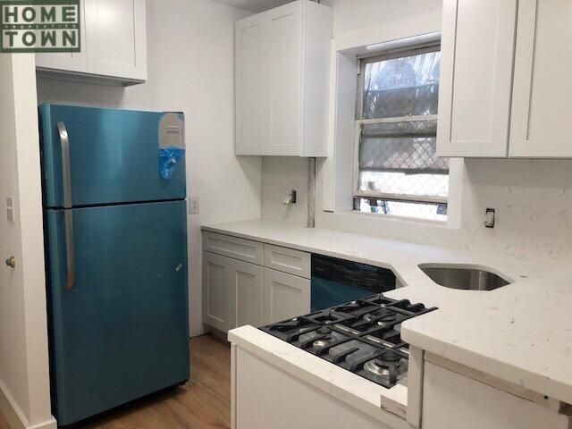 Building Photo - 973 44th St