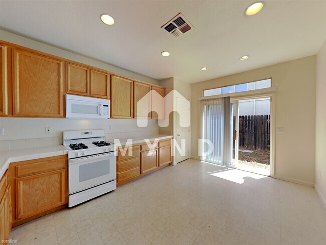 Building Photo - 3 br, 2 bath House - 5390 Birk Way