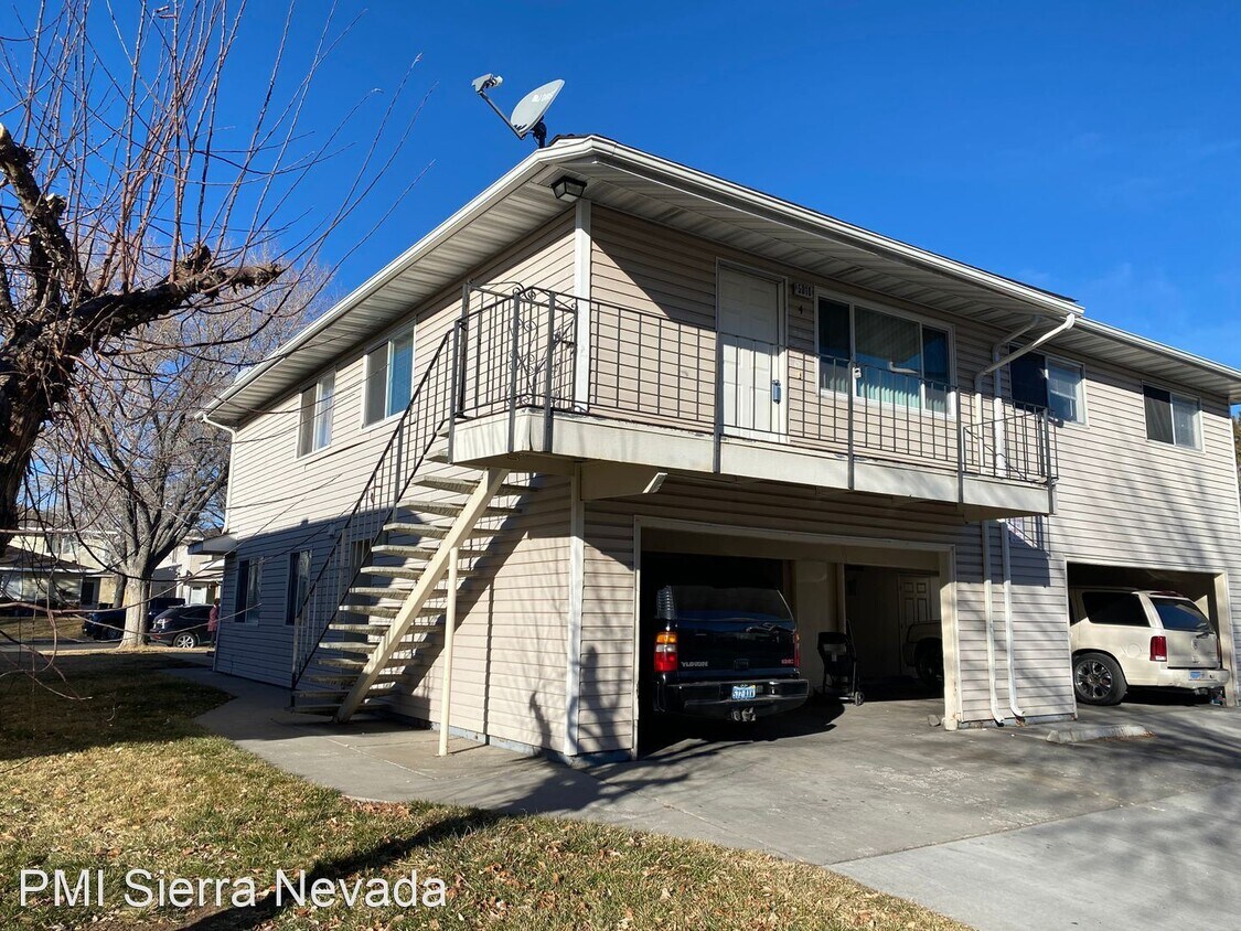 2 br, 1 bath House 5010 Catalina Drive 4 House for Rent in Reno