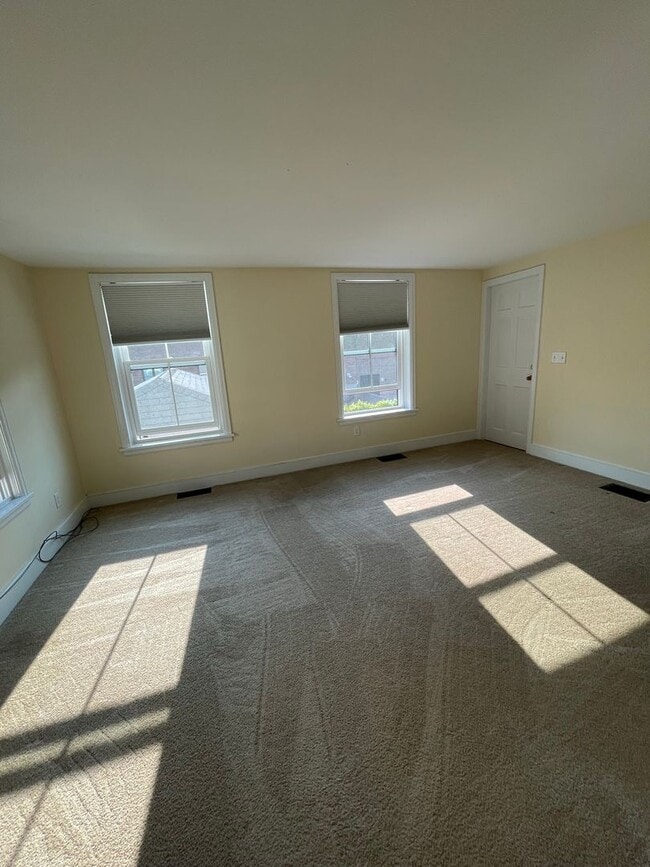 Photo - 33 Pine St Apartment