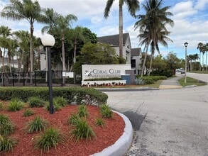 Building Photo - 15040 SW 103rd Ln