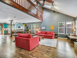 Building Photo - 14611 Gold Fish Pond Ave