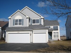 Building Photo - 2135 Feldott Ln
