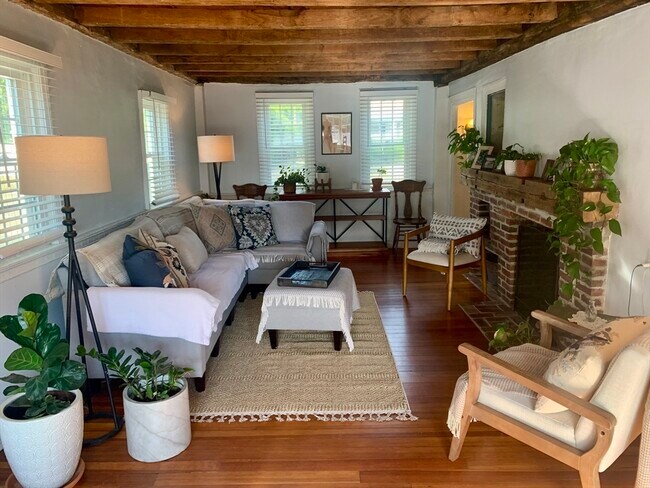 Foto del edificio - 2208 Washington St