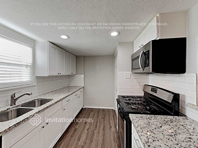 Foto del edificio - 13238 Edgeboro St