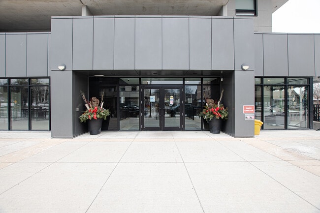 Building Photo - Riverview Apartments