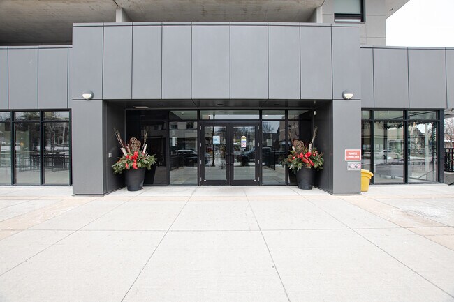 Photo du bâtiment - Riverview Apartments