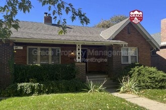 Building Photo - 343 S Clarkson St