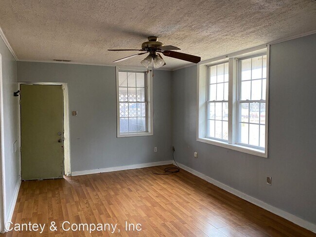 Foto del edificio - 3 br, 1 bath House - 3105 Fish Hatchery Rd.