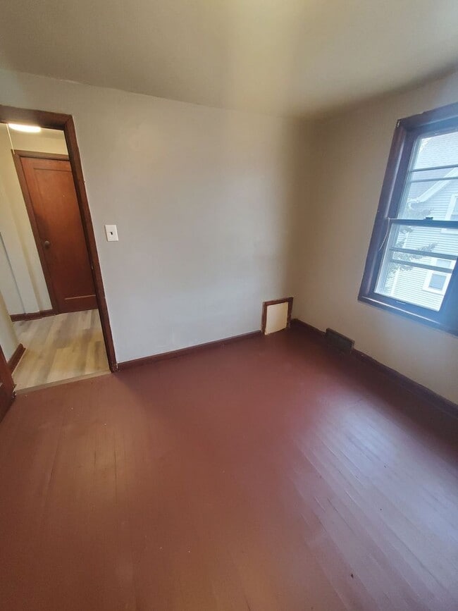 Building Photo - 5264 N 36th St
