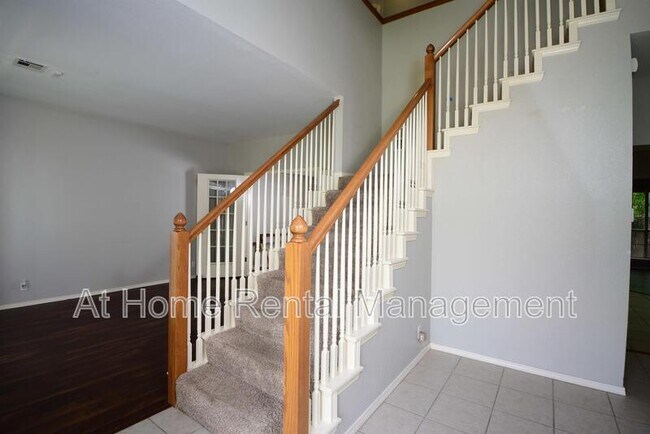 Building Photo - 10006 85th St