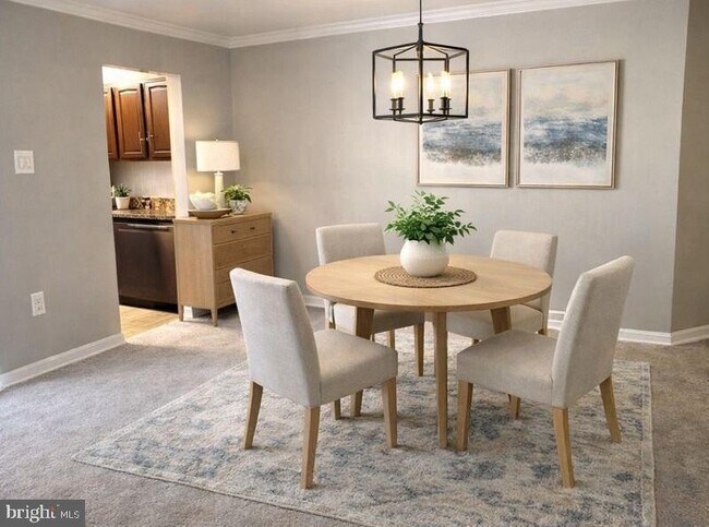 Foto del edificio - 5606 Bloomfield Dr