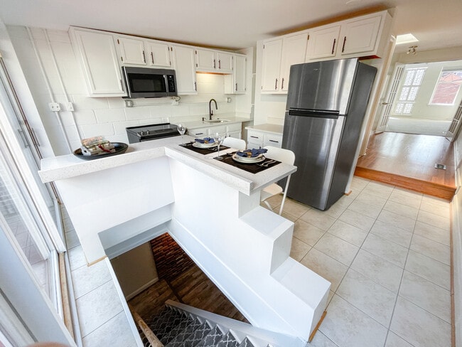 Photo - 1135 Olive St House