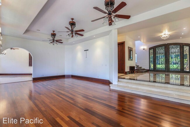 Building Photo - 5 br, 5.5 bath House - 4570 A Wailapa Road