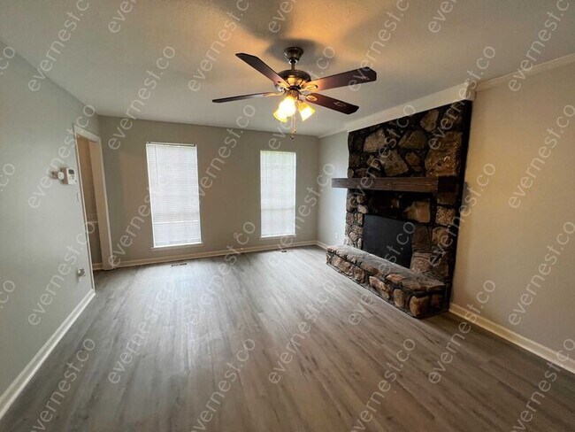 Building Photo - 309 Gemini Cir NW