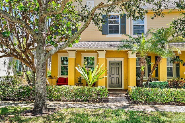 Foto del edificio - 203 E Bay Cedar Cir