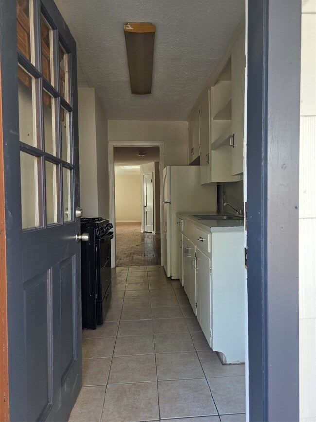 Foto del edificio - 3817 S Shepherd Dr