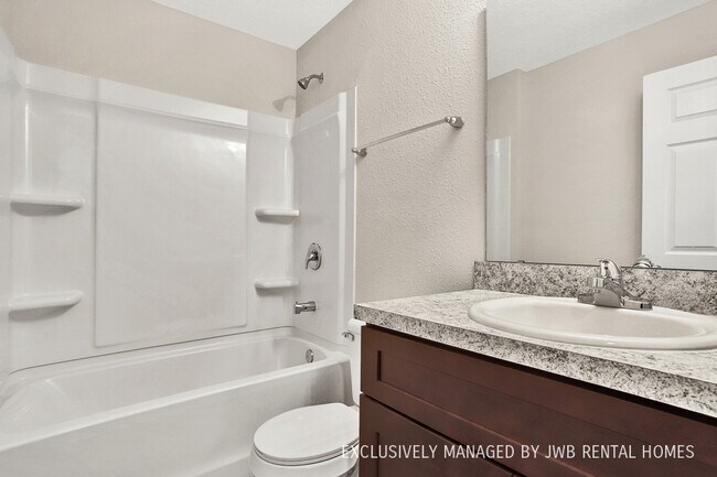 Building Photo - 8570 Susie St