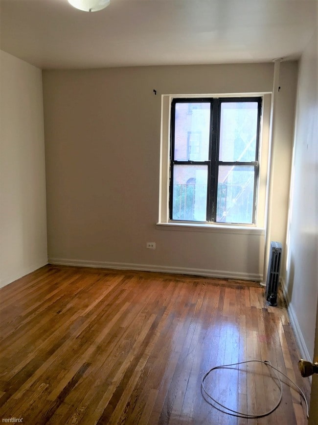 Building Photo - 1562 Thieriot Ave
