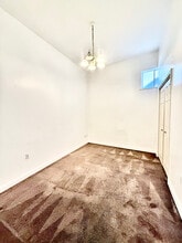 Building Photo - 2801 Broadway St