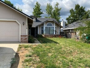 Building Photo - 110 Castlemont Dr