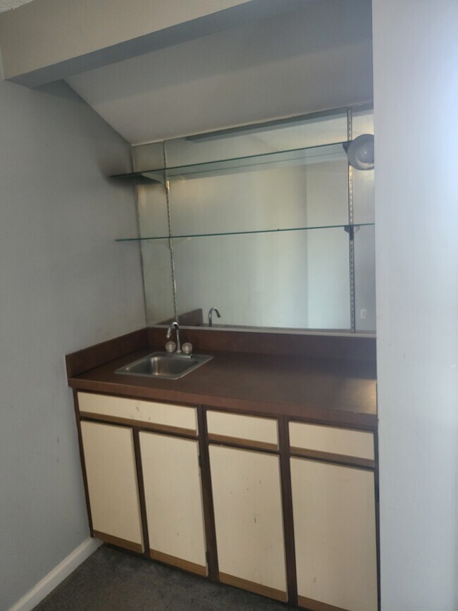 3503 Remington Ct Unit 3503, Virginia Beach, VA 23453 Condo for Rent