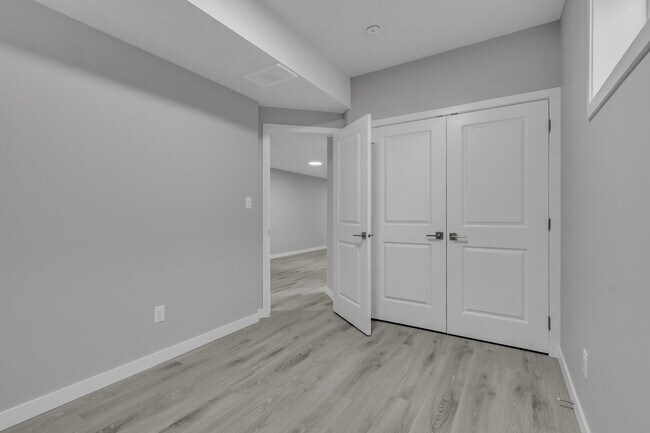 Photo du bâtiment - 11539-11125 125 St NW