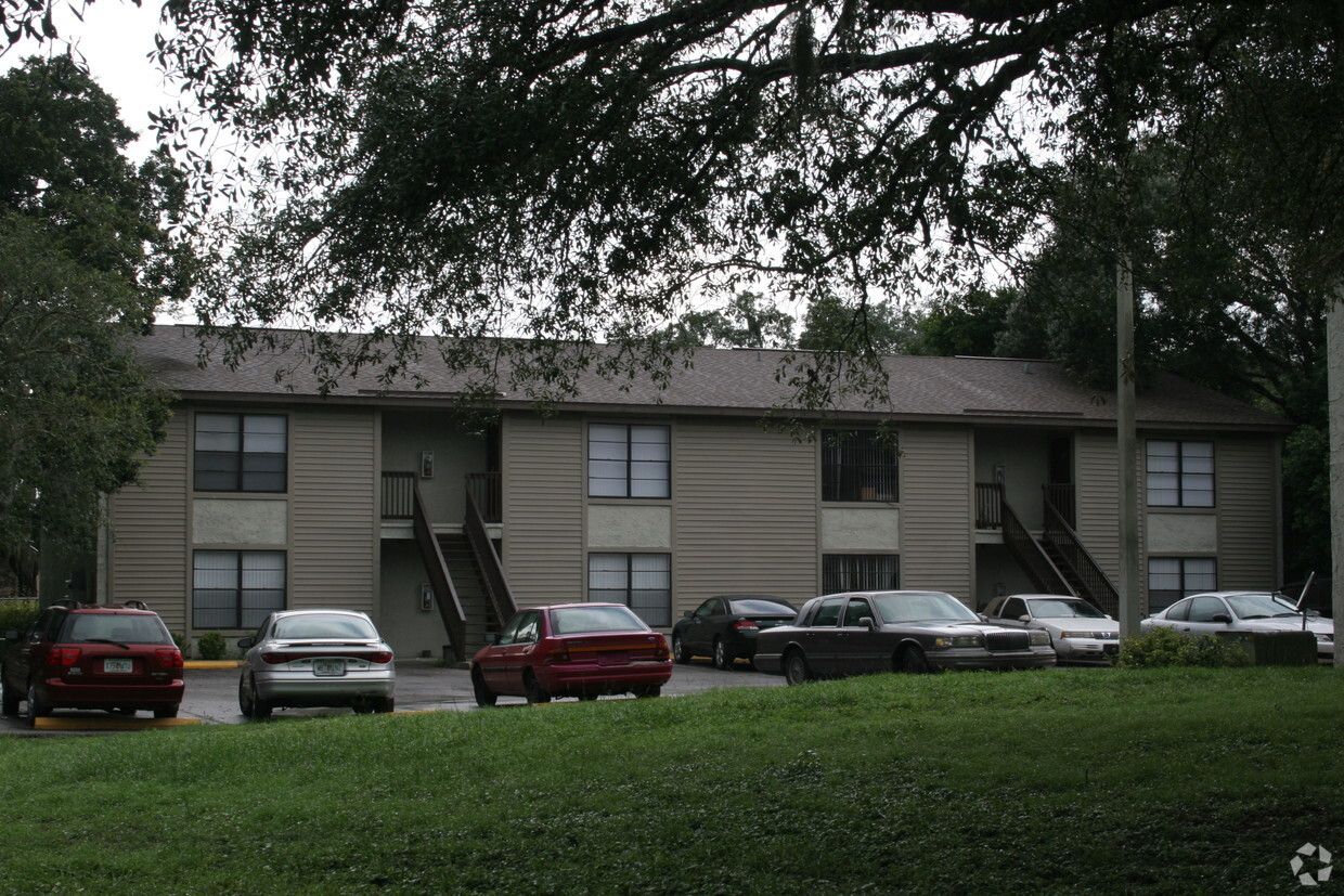 Building Photo - Chateau Village