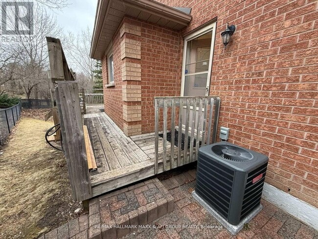 Building Photo - 34 Cypress Ct