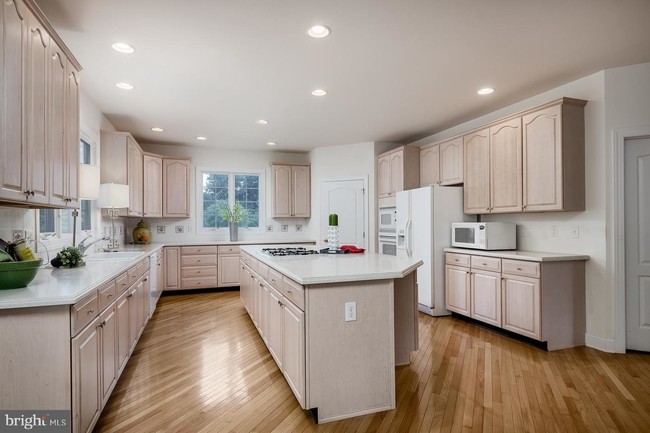 Foto del edificio - 3 Shady Brook Ln