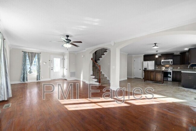 Building Photo - 3739 Silver Fox Ct
