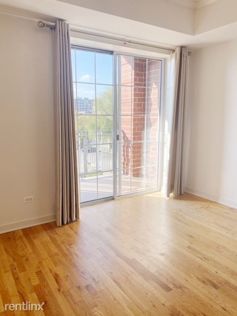 Foto del edificio - 2 br, 2 bath Condo - 1515 North Wells Street