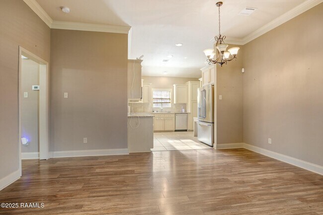 Building Photo - 201 Sandhill Crane Dr