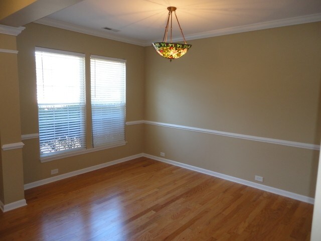 Foto del edificio - 2142 Maizefield Ln