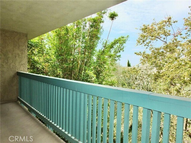 Foto del edificio - 448 N Bellflower Blvd