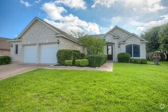 Building Photo - 2220 Speidel Dr